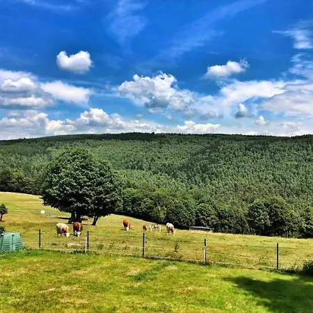 House In Bohemian Near Slope 度假居