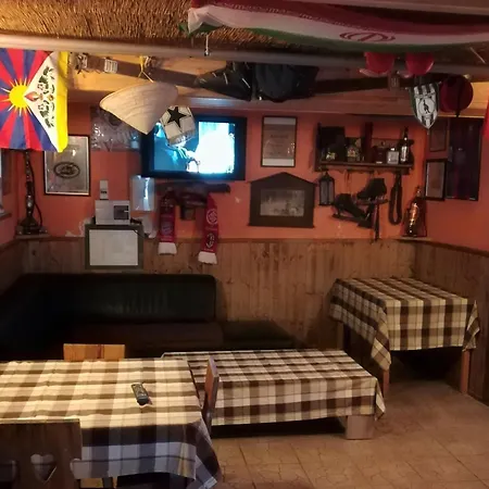 House In Bohemian Near Slope 度假居 Mezihori